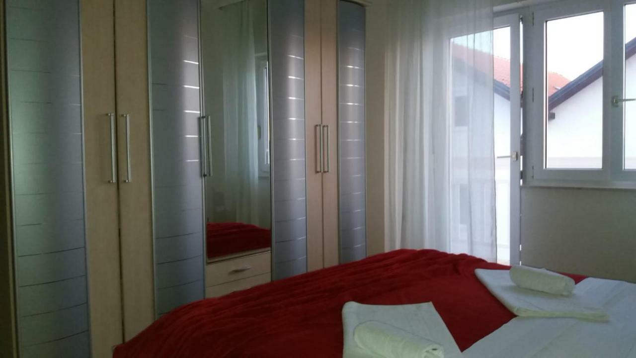 Apartman Teklic Каштела Экстерьер фото